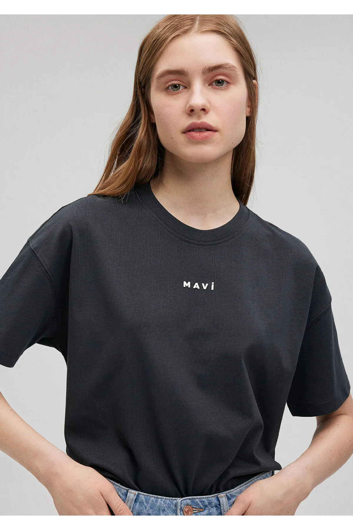 Mavi  Anthrazitfarbenes T-Shirt mit Logo-Aufdruck Regular Fit / Regular Fit1612518-70087