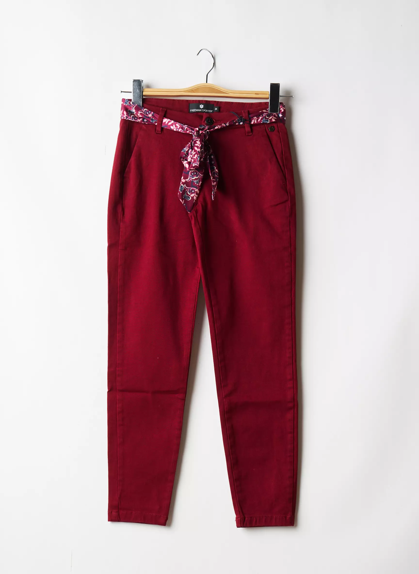 Freeman T Porter Pantalons Chino Femme couleur rouge