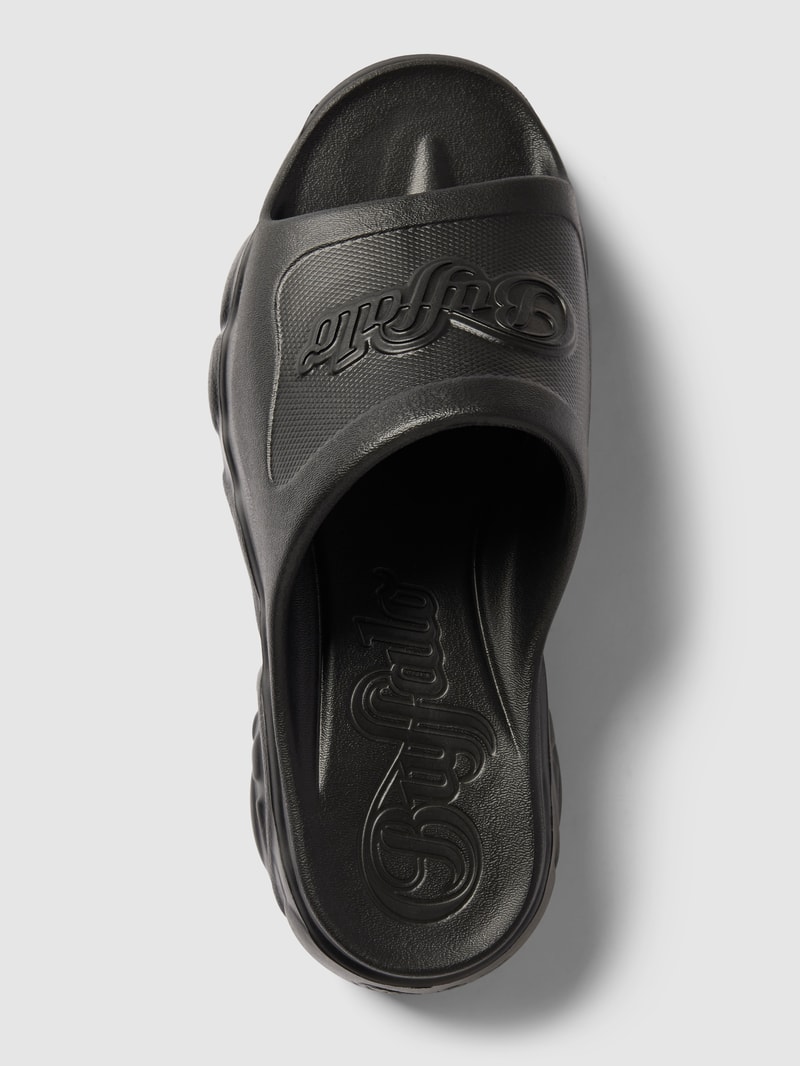 Slides mit Label-Detail in schwarz