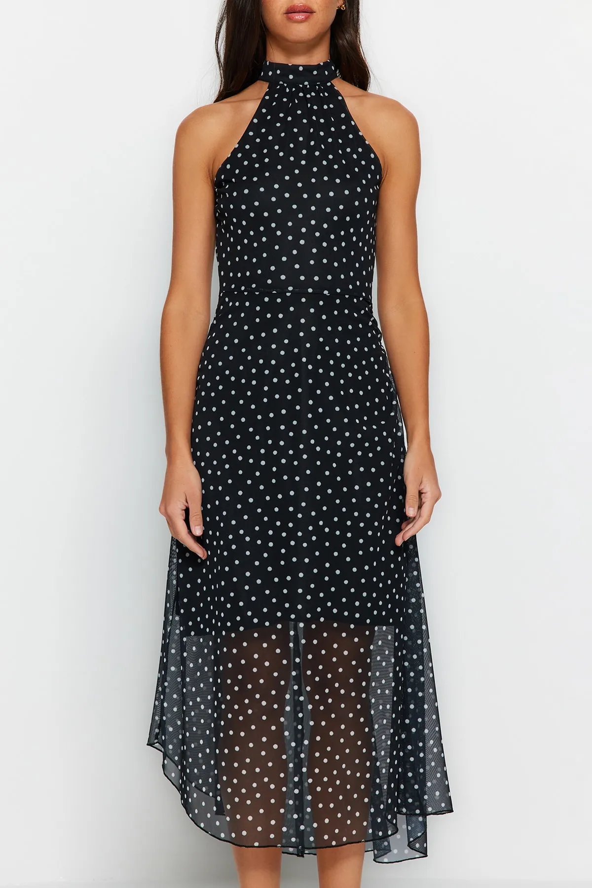 Trendyol Collection  Schwarzes Neckholder-Midi-Strickkleid aus bedrucktem Tüll TWOSS23EL02214