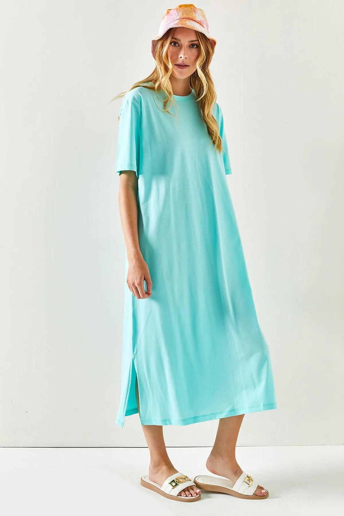 Olalook  Mintgrünes Oversize-Baumwollkleid für Damen mit Seitenschlitzen ELB-19001880