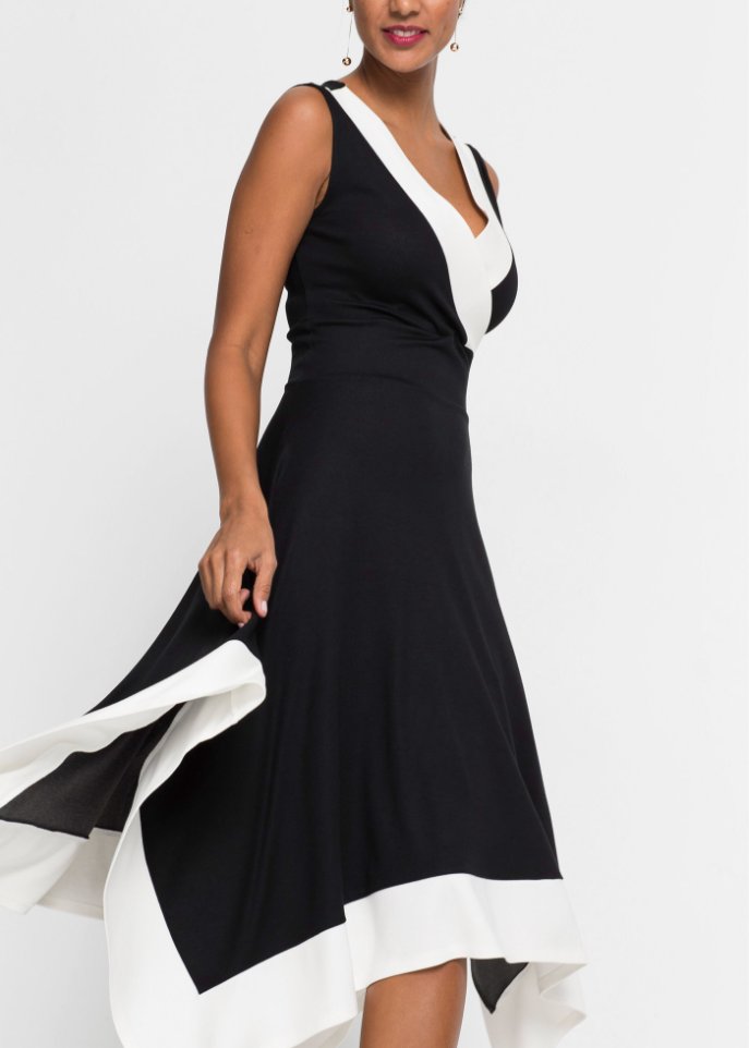 Midikleid mit weitem Rock