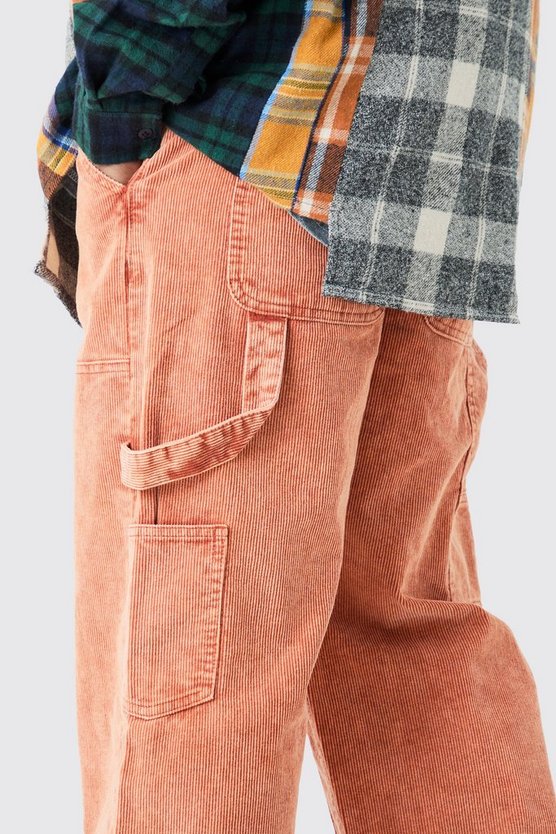 Lockere Cord-Hose mit Acid-Waschung in Orange