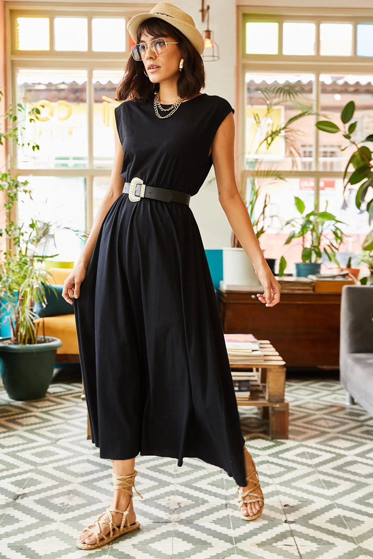 Olalook  Damenkleid aus gekämmter Baumwolle mit elastischem Bund in Schwarz ELB-19001509