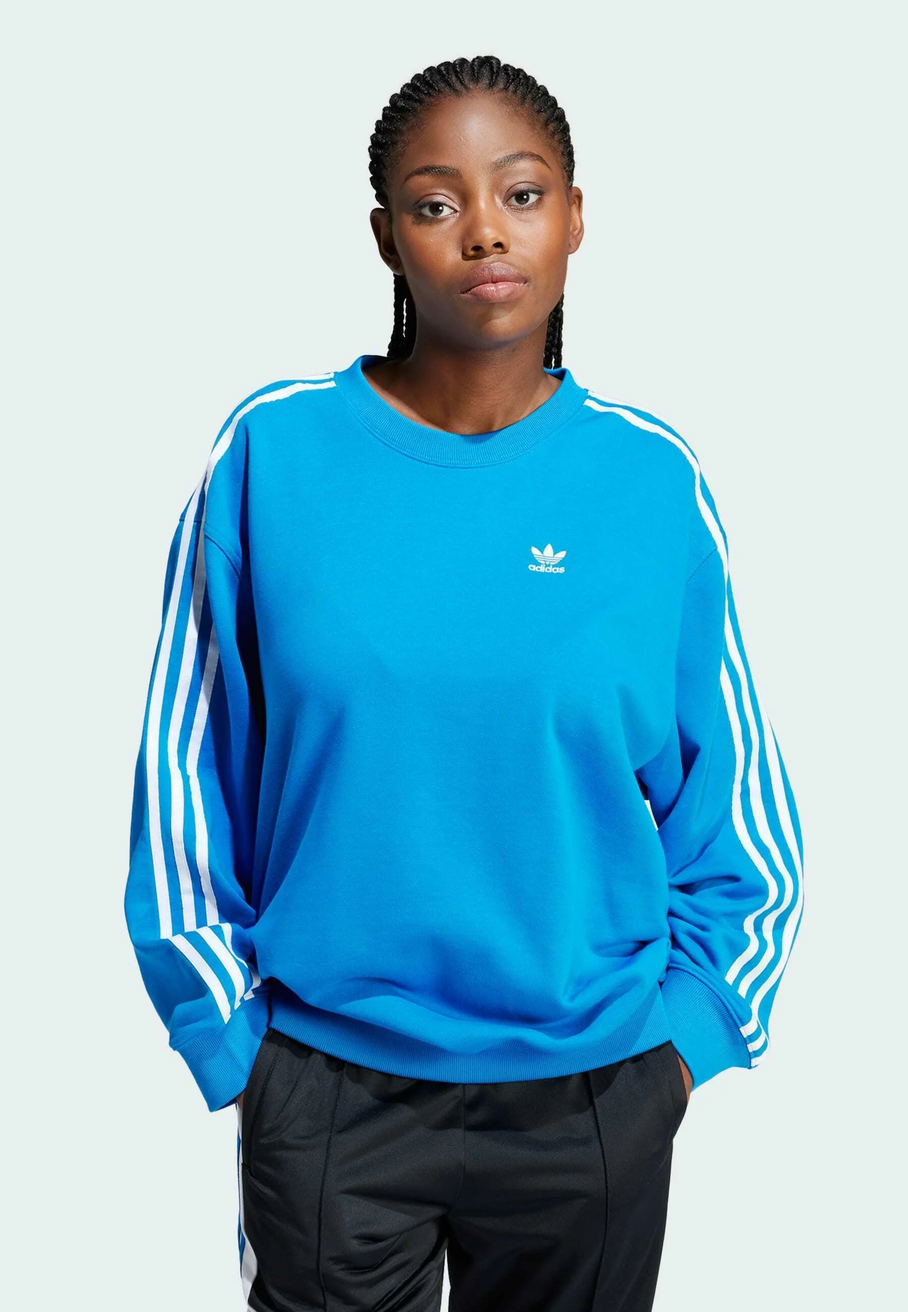 Sudadera adidas Originals de cuello redondo extragrande con tres rayas