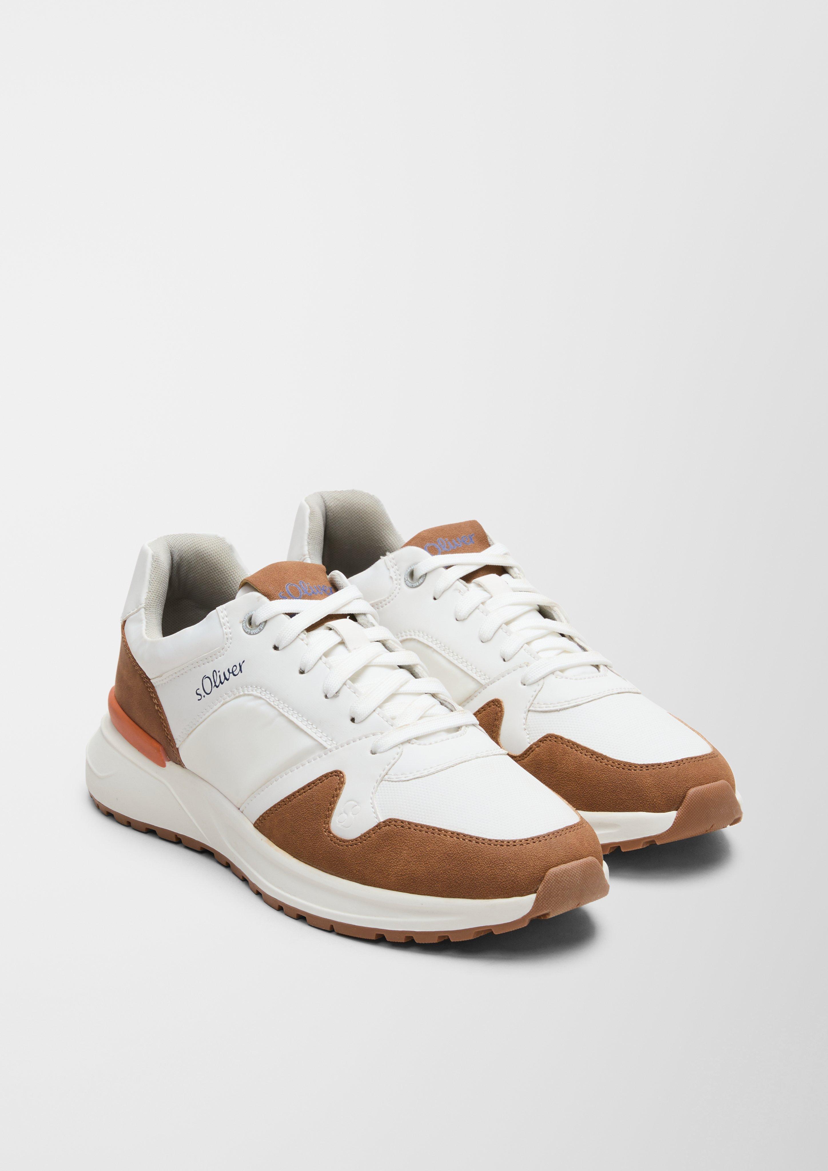 Sneaker mit Kontrast-Details  6007310-110