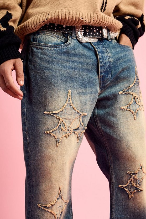 Lockere Schlagjeans mit Applikation