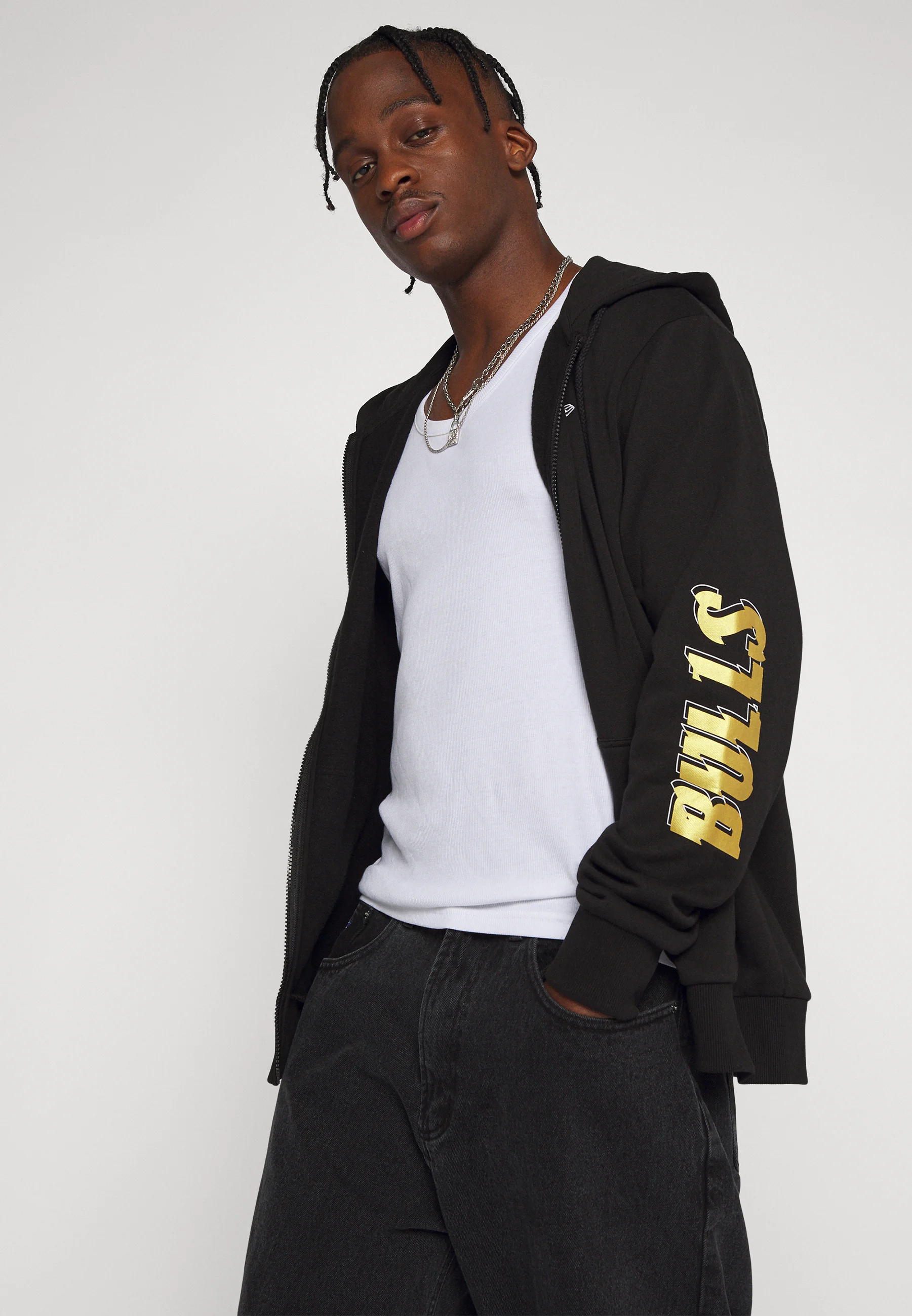 Sudadera con capucha y cremallera New Era NBA CHICAGO BULLS TEAM SCRIPT - Sudadera con capucha y cremallera