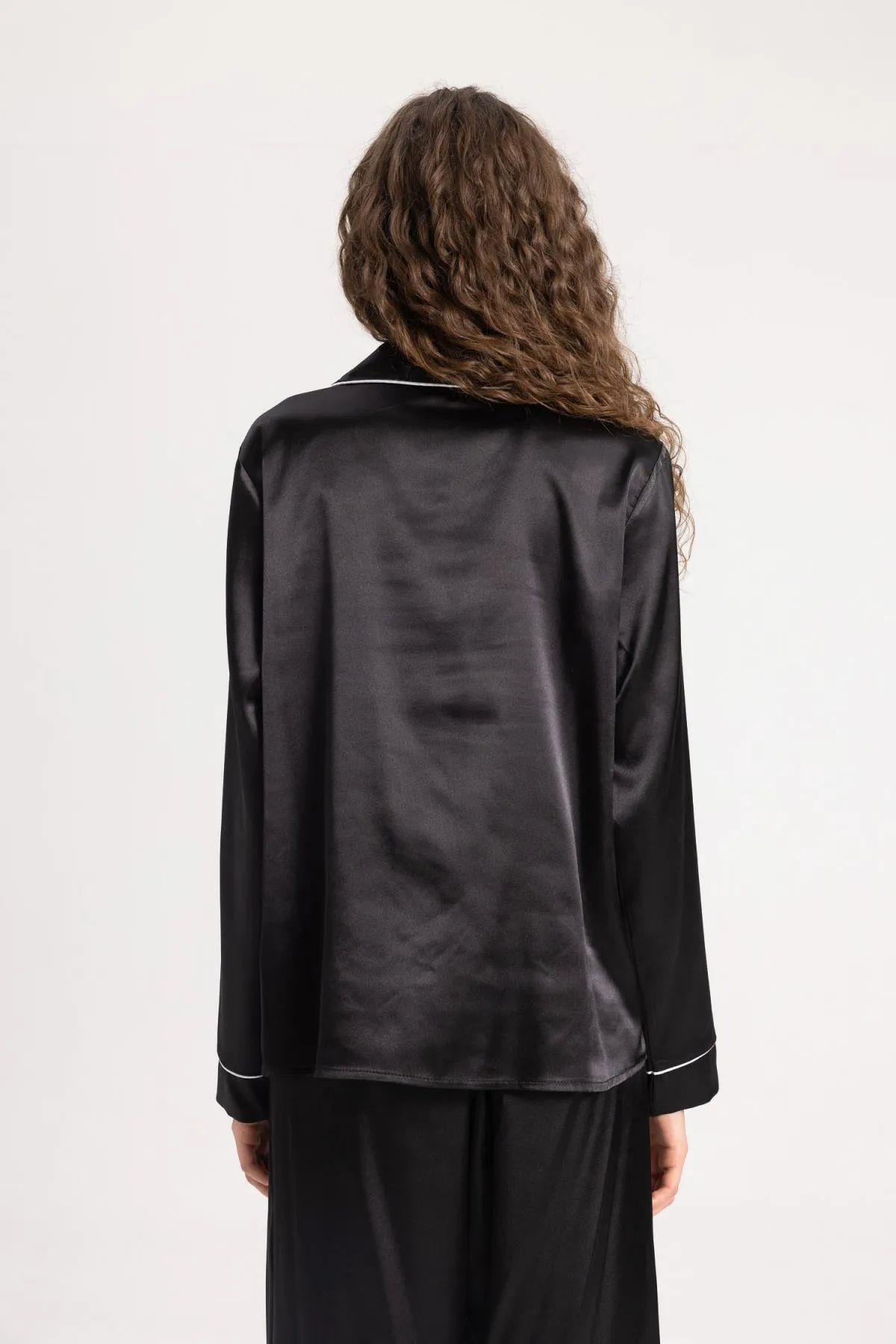 DeFacto  Fall in Love – Lässiges Satin-Oberteil mit Pyjama-Kragen in normaler Passform