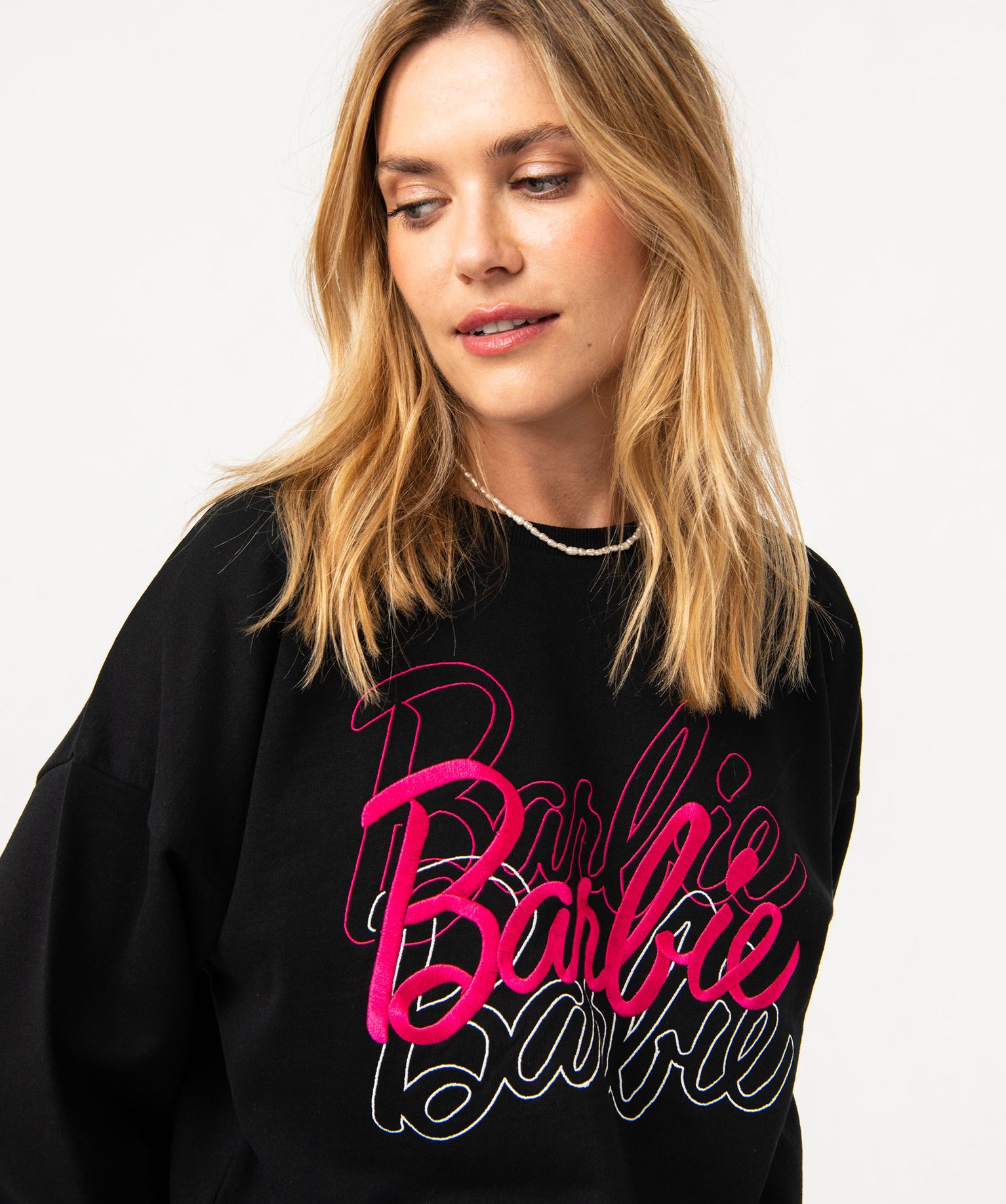 Sweat ample avec inscriptions brodées femme - Barbie noir | GEMO