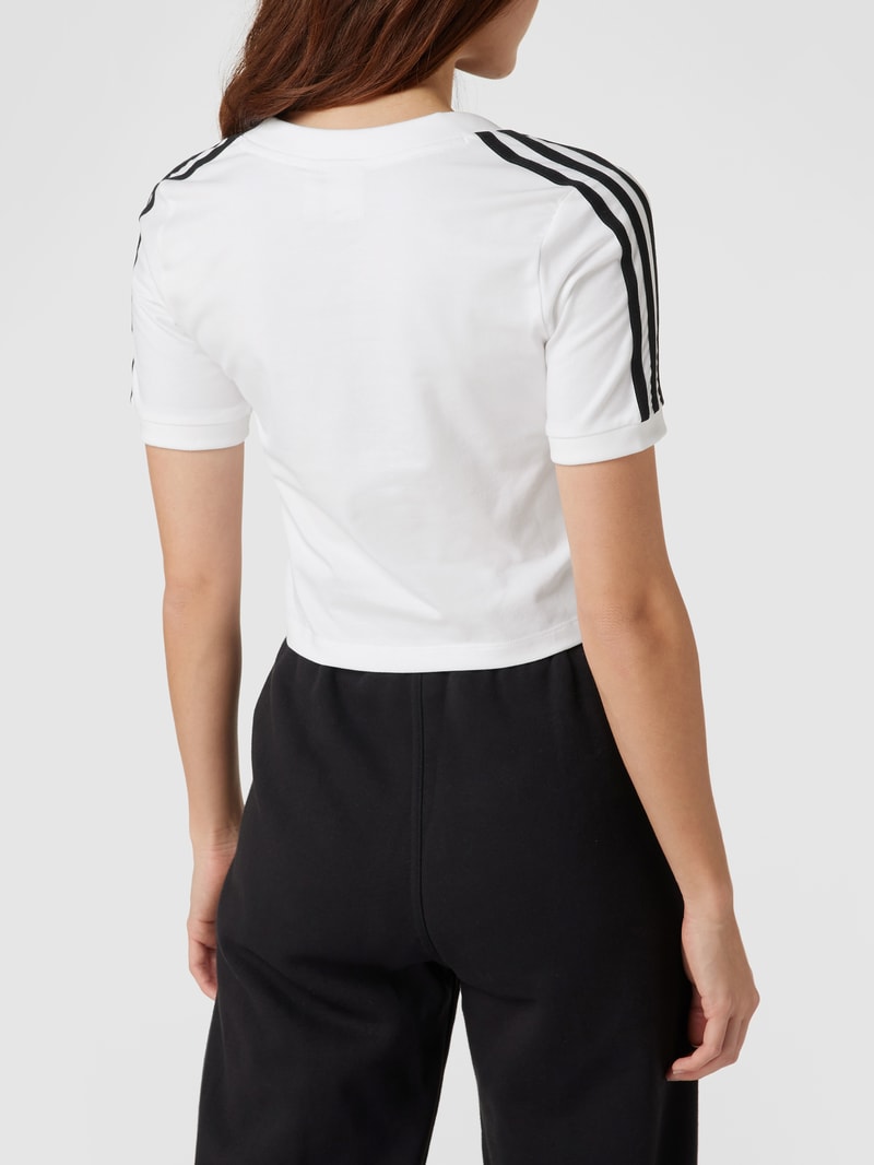 Cropped T-Shirt mit Logo-Streifen in weiß