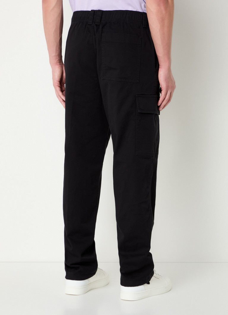 Pantaloni cargo Calvin Klein cu croială dreaptă, buzunare laterale și logo