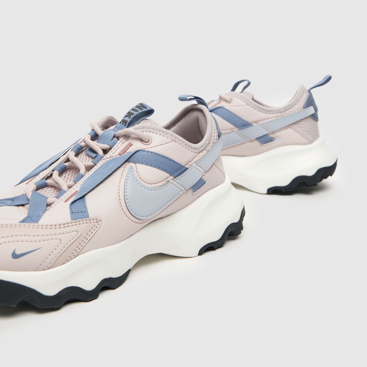 Nike TC 7900 PRM – Rosa, flerfärgade träningsskor