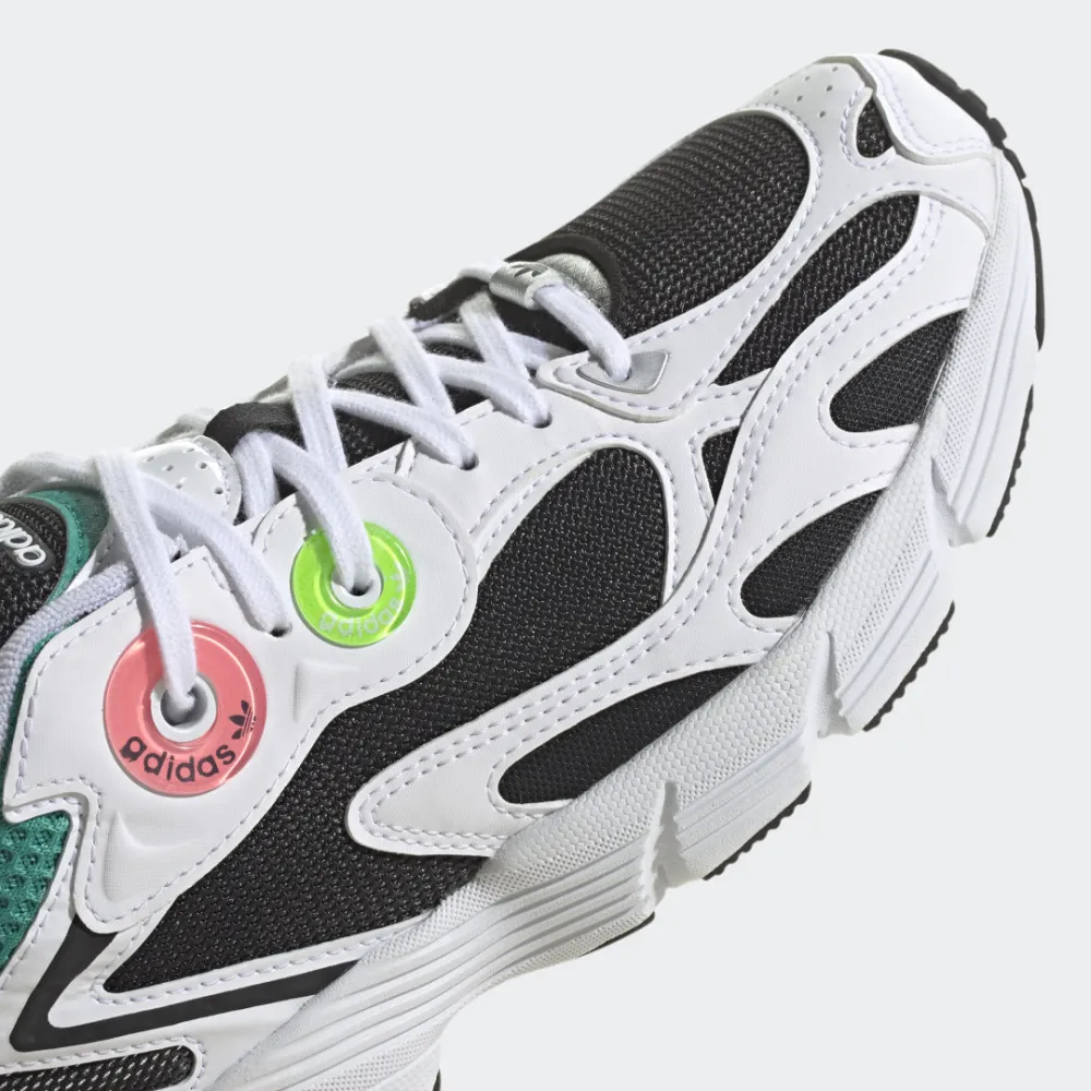 adidas Astir W GY1122 / weiss