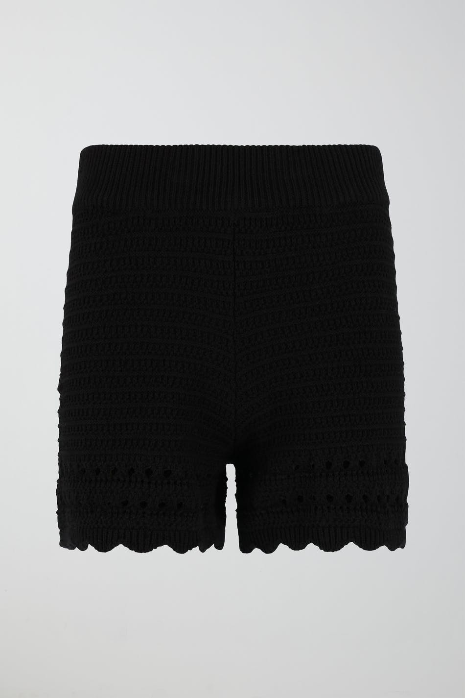 Knitted shorts