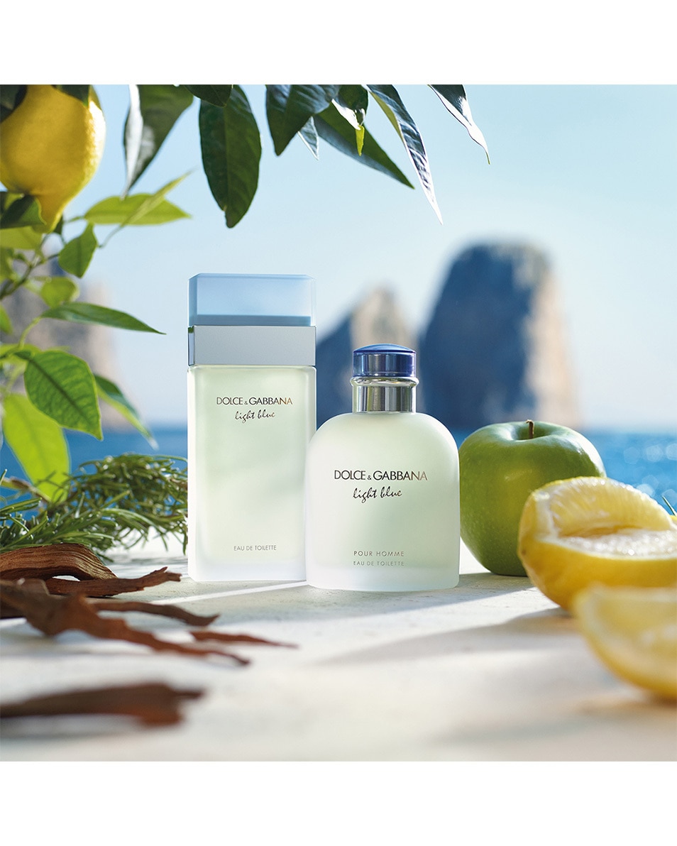 light blue  EAU DE TOILETTE
