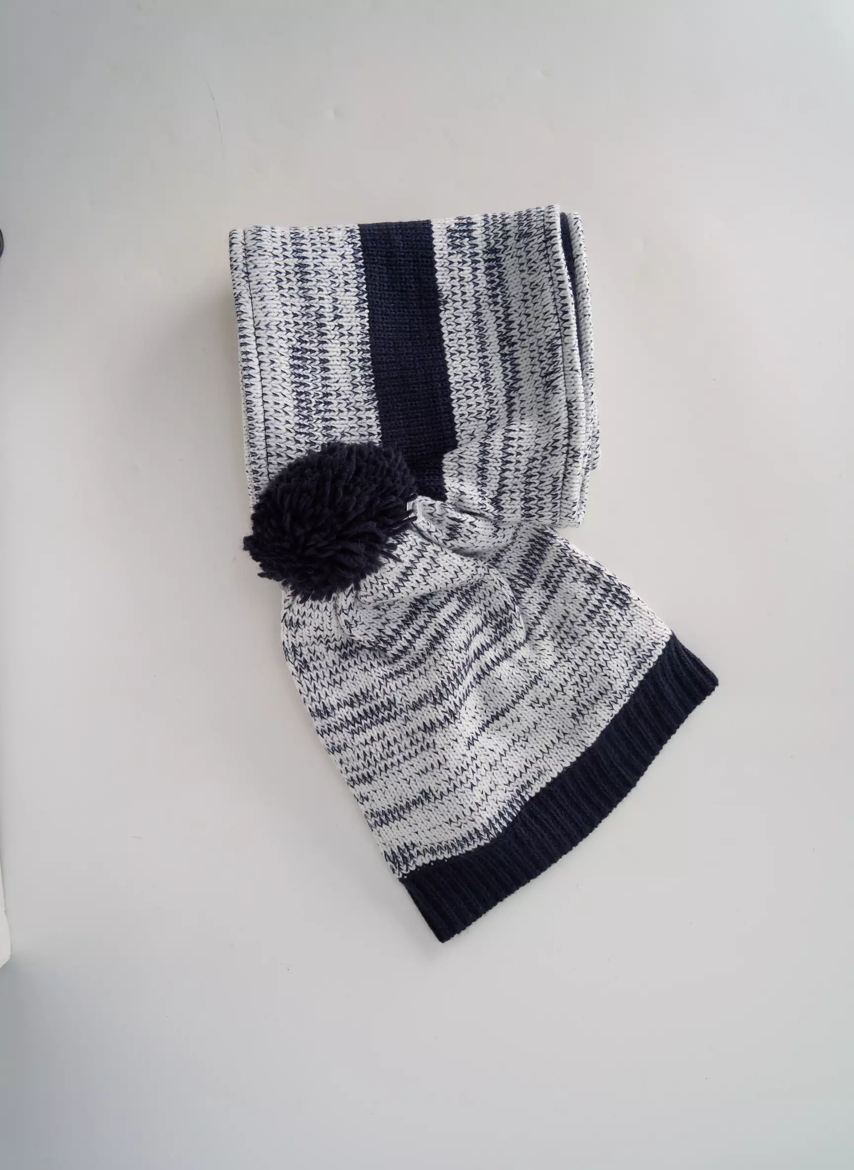 Beckaro Bonnets Garcon couleur bleu