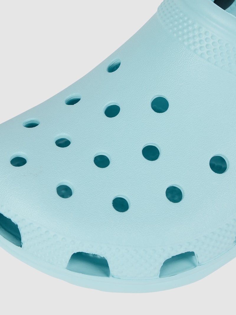 Clogs mit Fesselriemen in hellblau