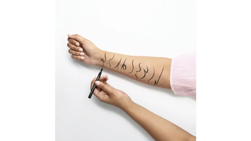 essence tiny tip liner WATERPROOF 1.1 ml 1 - Deep Black