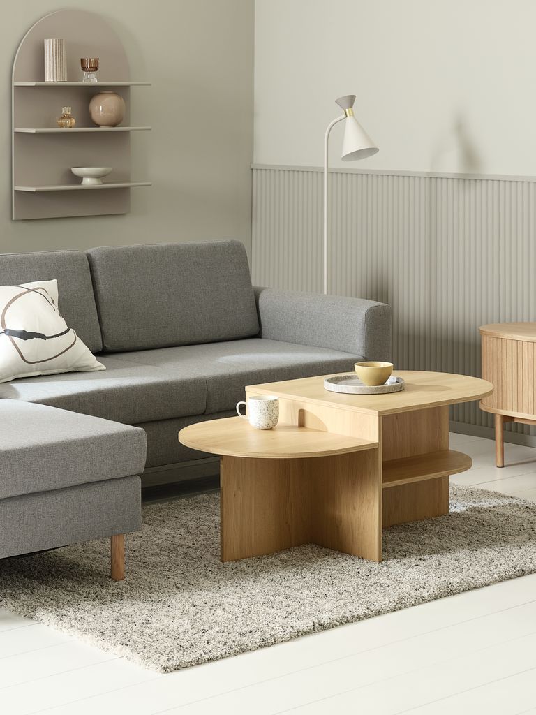 LISBJERG salongbord 60x107 med hylle i eikefarge