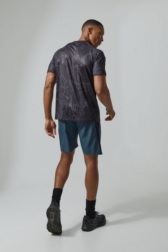Man Active strukturierte 7 Inch Shorts aus Mesh