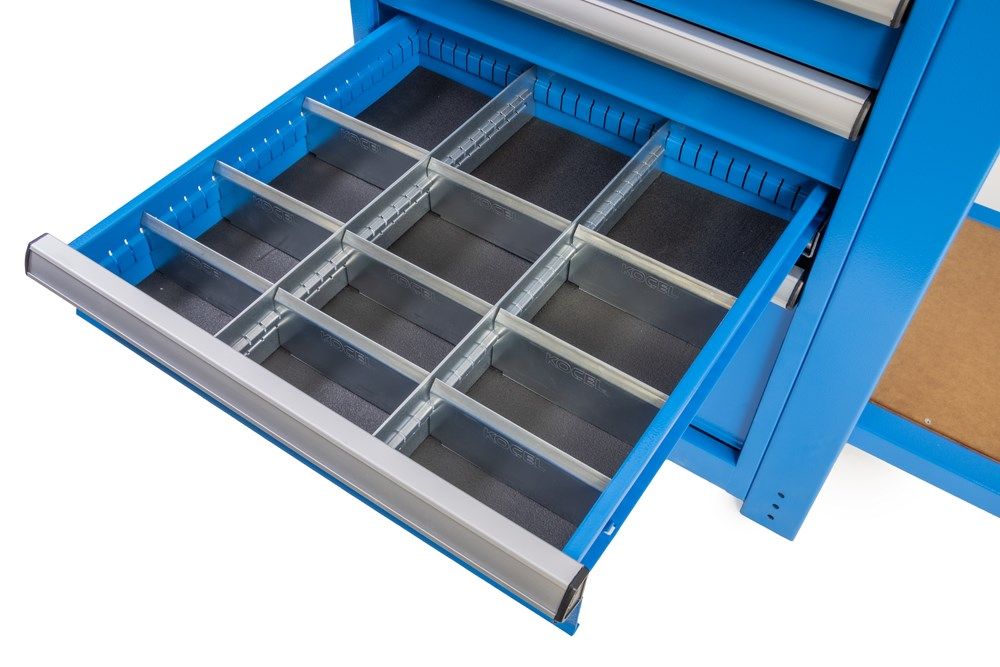 Huvema K2176 Werkbank mit 12 universellen CNC-Werkzeughaltern und 5 Schubladen