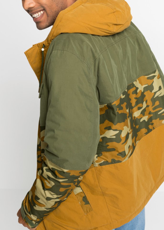 Winterjacke mit Kapuze
