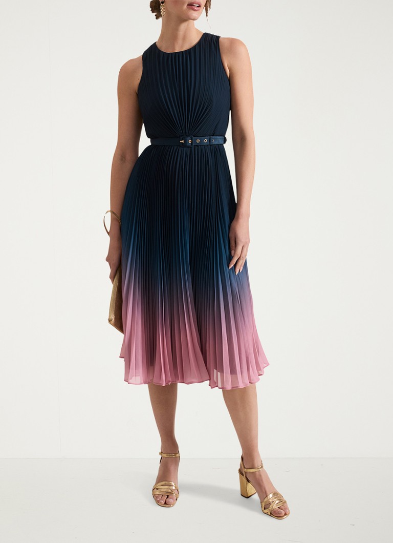 Rochie midi Phase Eight Petite Simara cu pliuri și curea.
