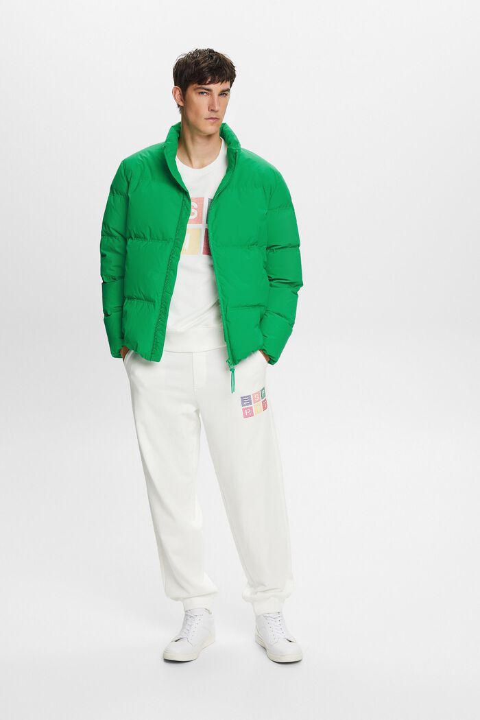 Recycelt: Pufferjacke mit Daunen