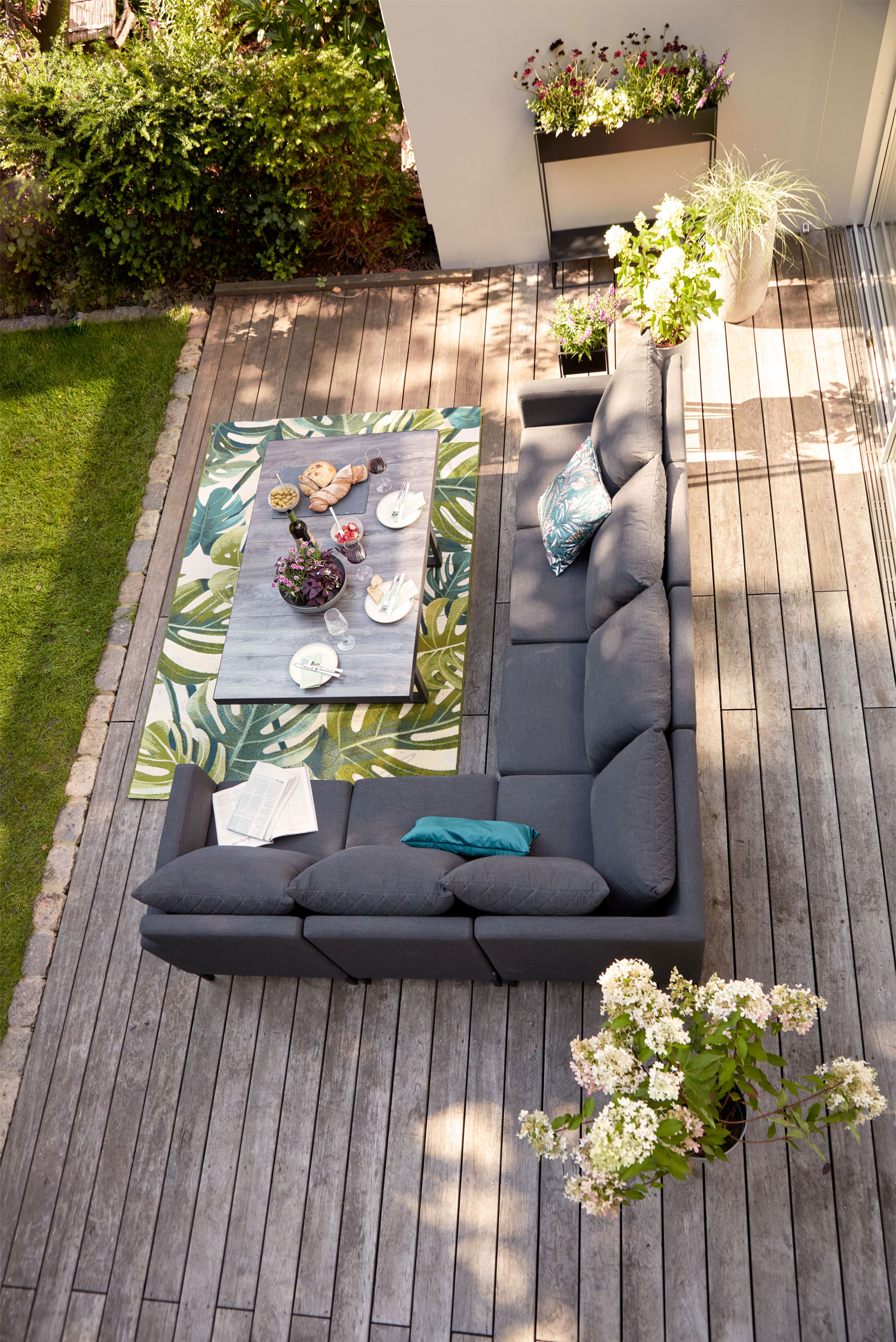 OUTDOORGartenspeiselounge Sunbrella