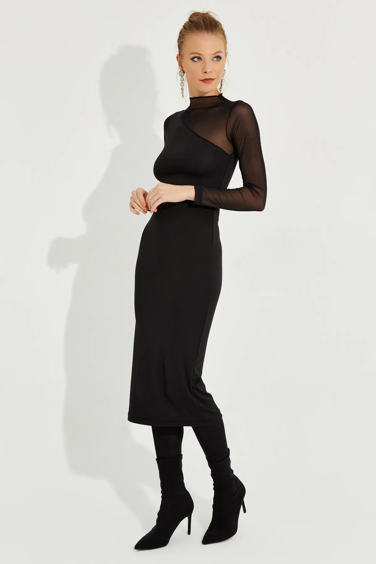 Cool & Sexy  Schwarzes, detailliertes, asymmetrisches Midikleid aus Tüll für Damen EY2601
