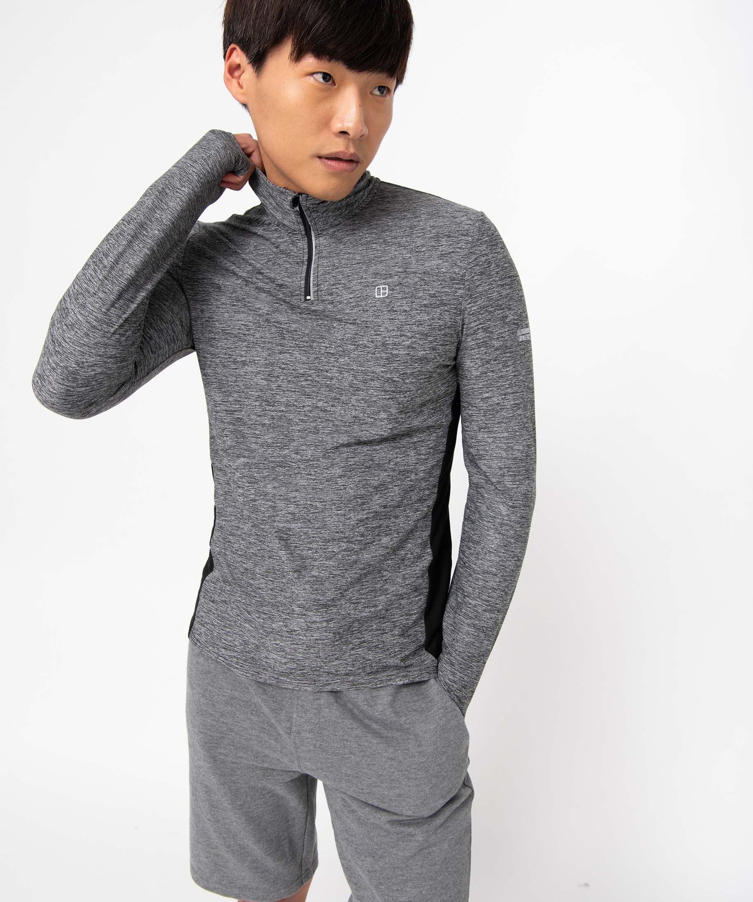 Tee-shirt homme en maille extensible avec col zippé gris fonce | GEMO