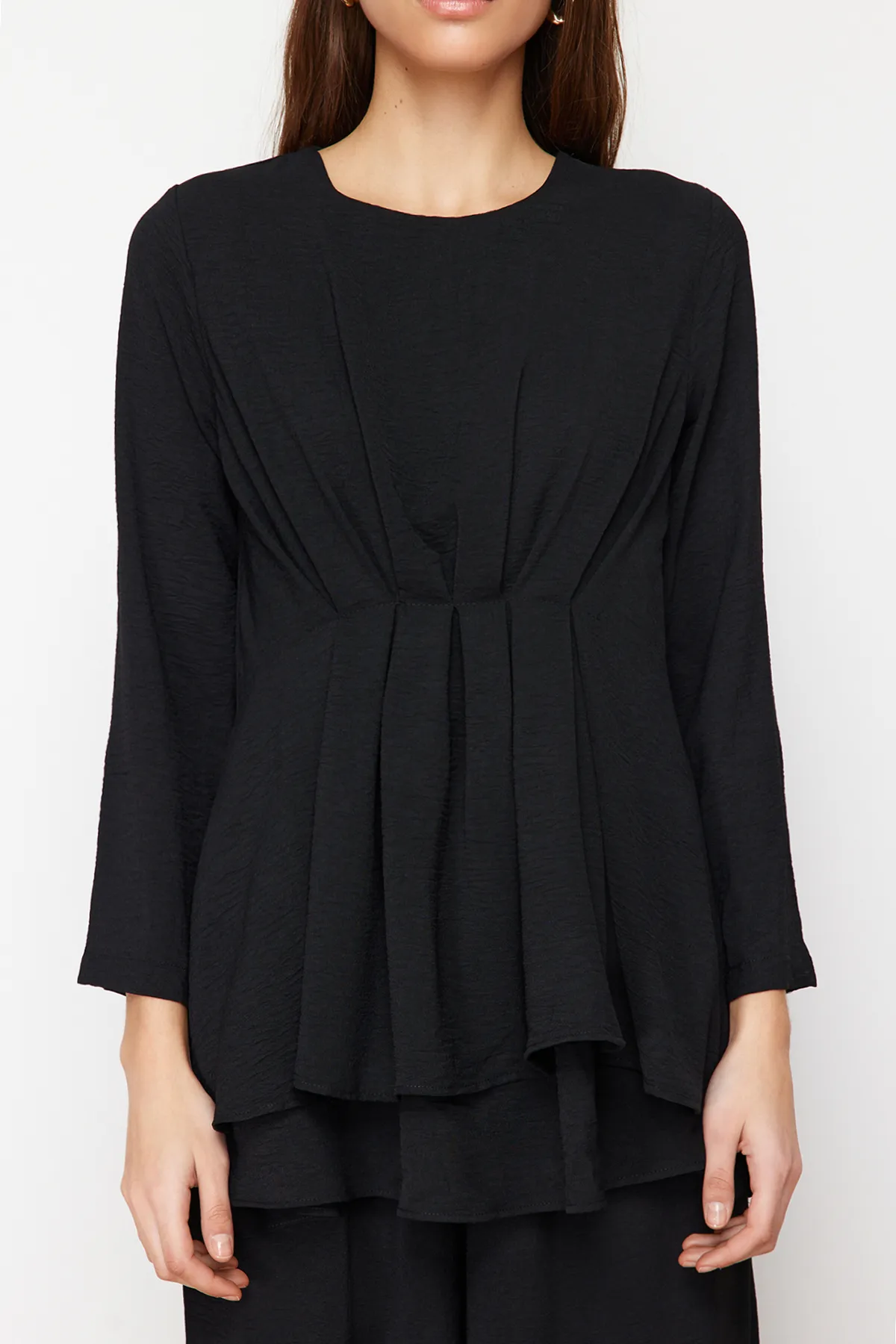 Trendyol Modest  Schwarzes Aerobin-Tunika-Set mit Kordelzug, Hose, gewebtem Unterteil und Oberteil TCTSS24US00009