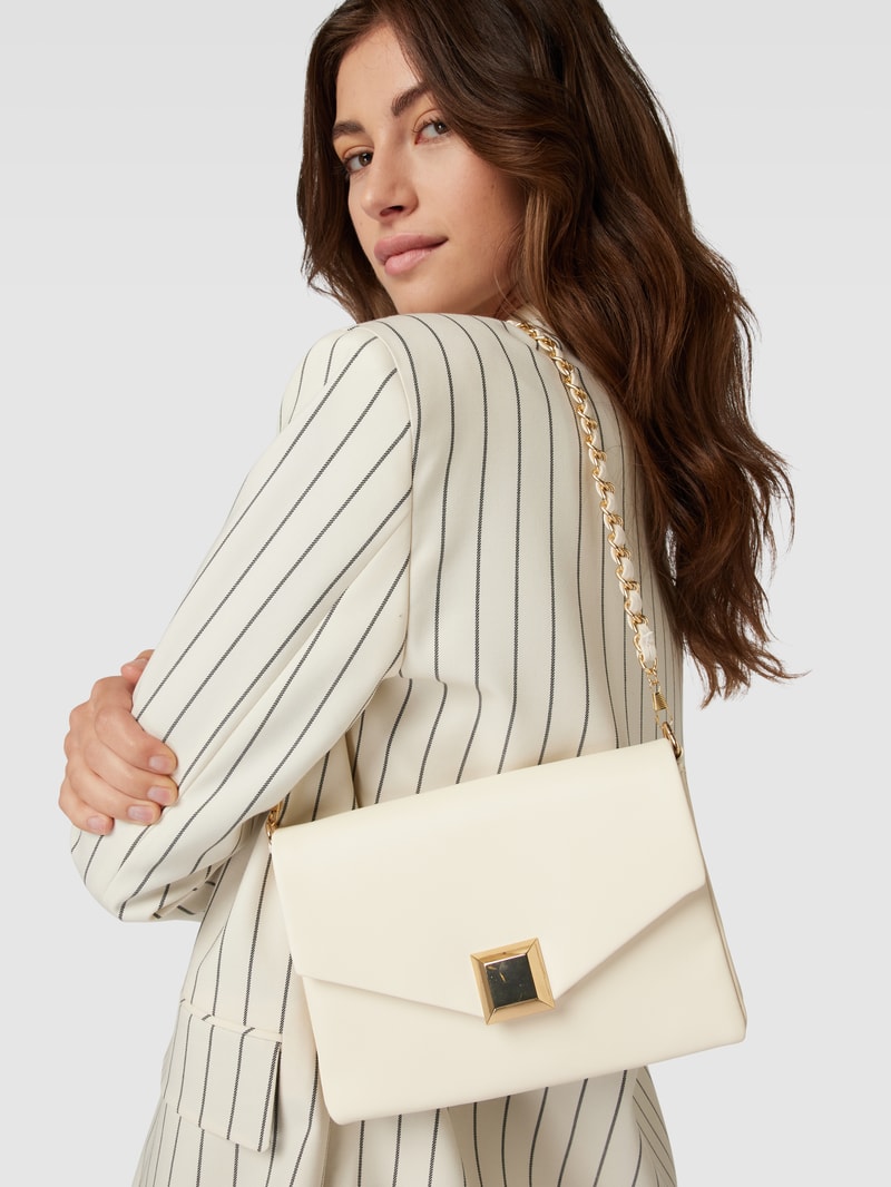 Kuvert-Clutch in Leder-Optik in ecru meliert