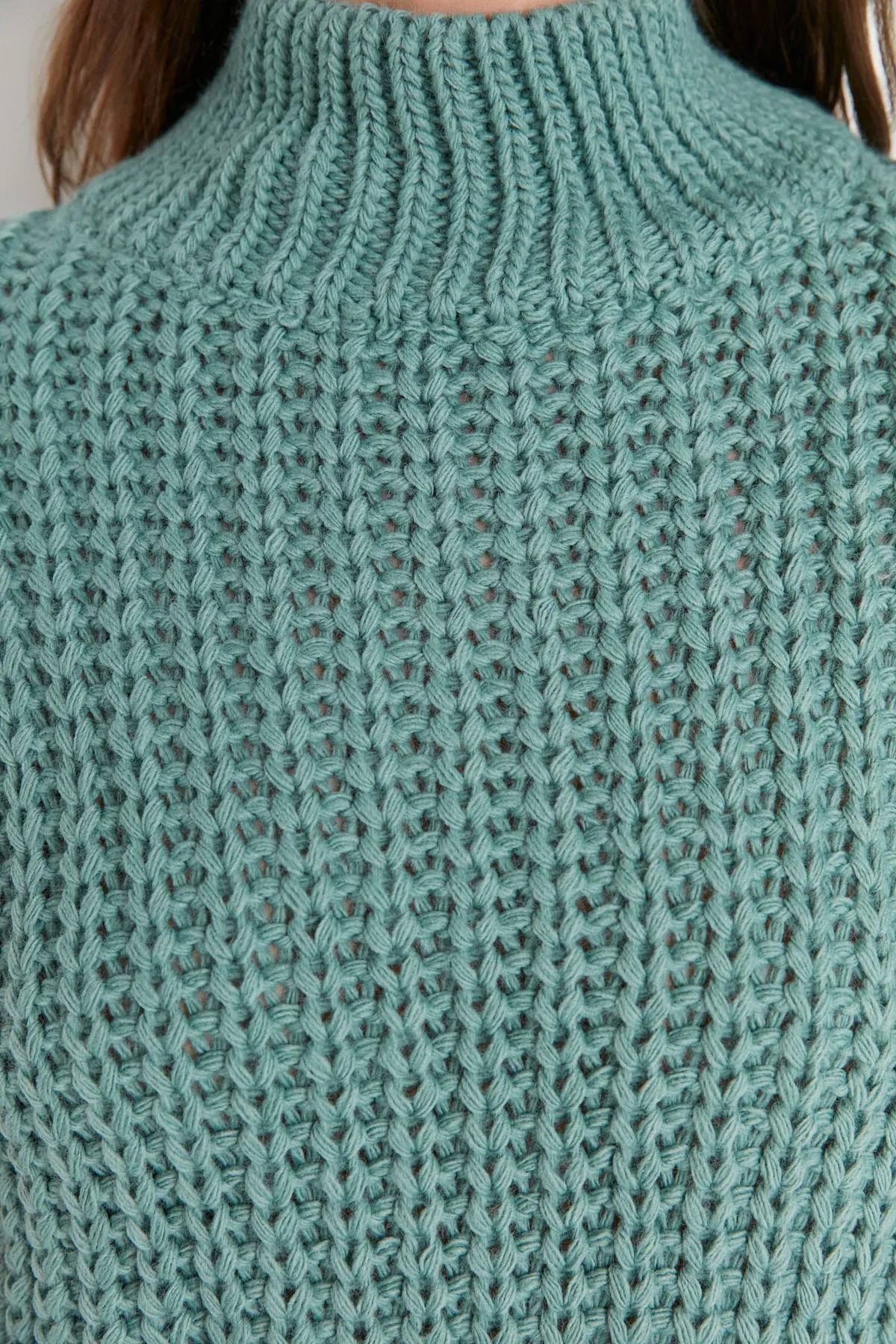 Trendyol Collection  Mintfarbener, weich strukturierter Strickpullover mit Farbblockdesign und weiter Passform TWOAW21KZ0271