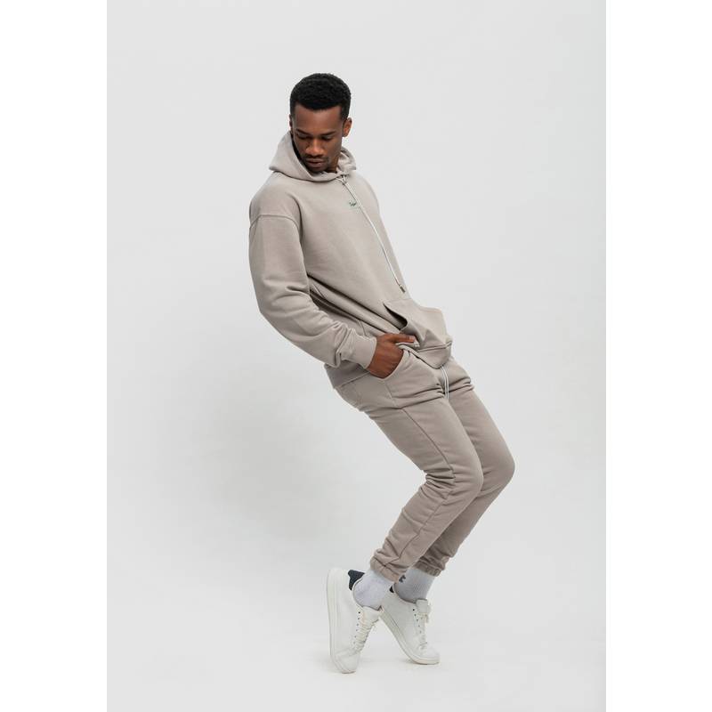 Tom Barron mit Hoodie Jumpsuit Herren