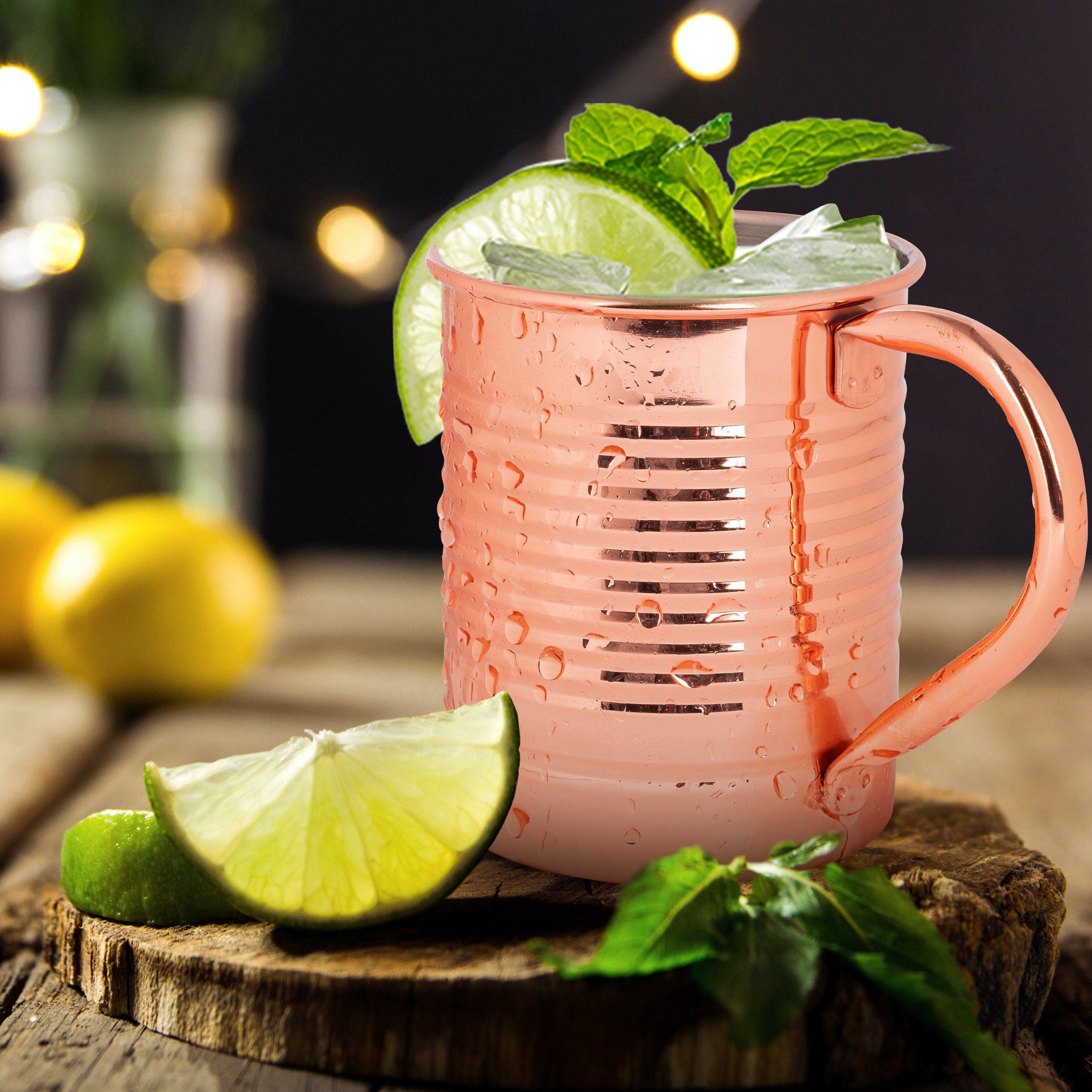 ONVAYA Cocktailglas Moscow Mule Becher Geschenk Set mit 4 Bechern, Barmaß & Strohhalm