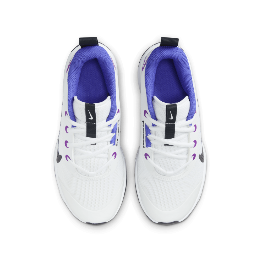 Nike Omni Multi Court DM9027-104 / weiss
