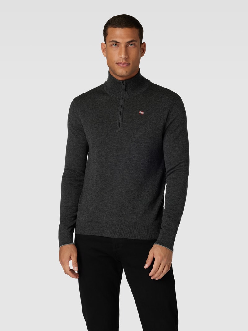 Wollpullover mit Troyer-Kragen in anthrazit