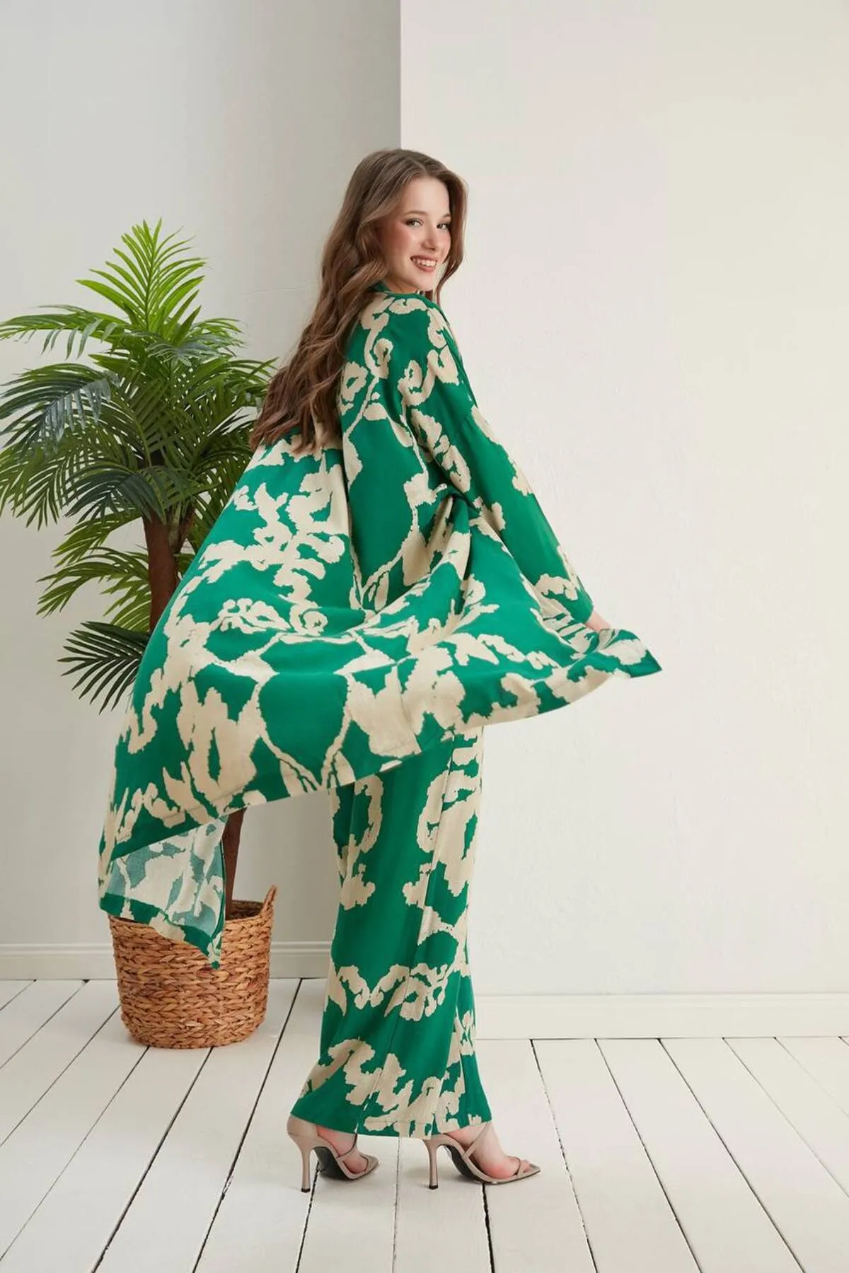 ZF BUTİK  Langes bedrucktes Kimono-Set