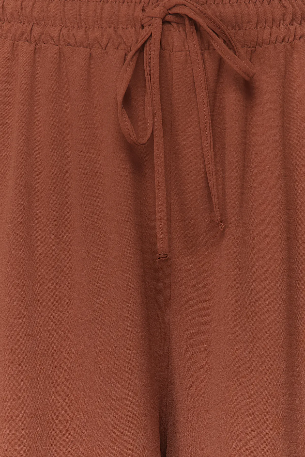 Trendyol Modest  Braune gewebte Hose mit weitem Bein TCTSS22PL0240