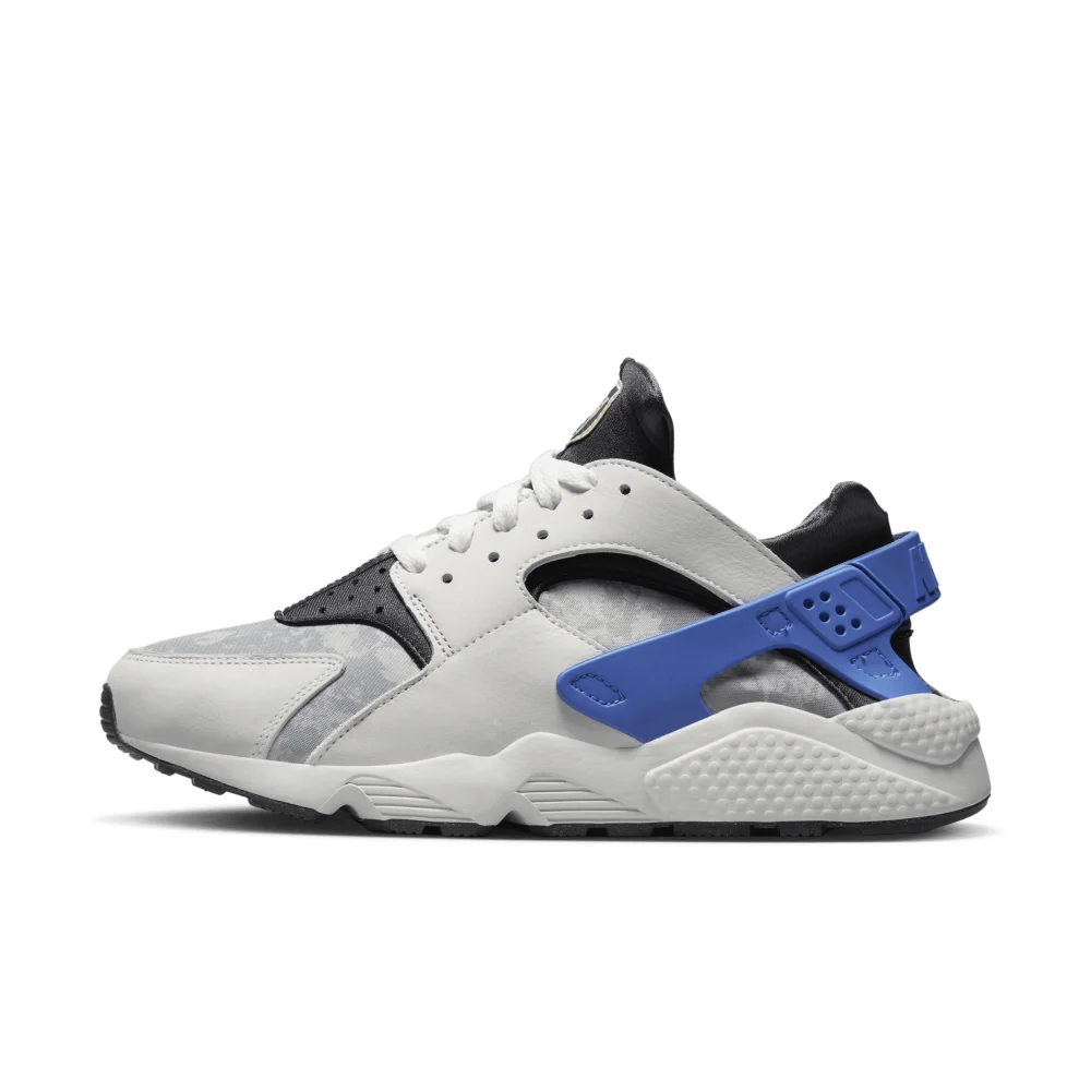 Nike Air Huarache DR0286-100 / weiss