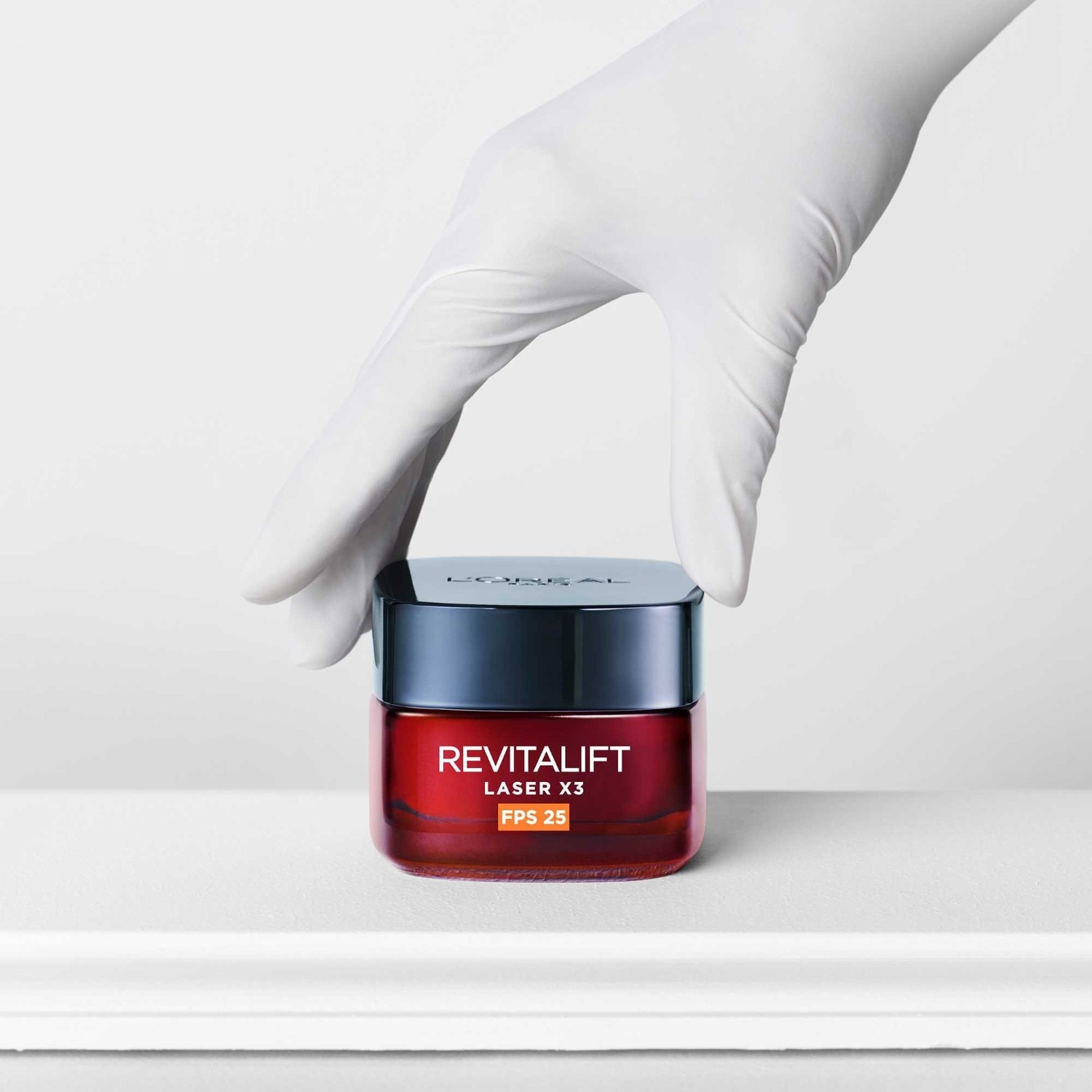 L'Oréal Paris Laser Anti-Aging Treatment SPF 25