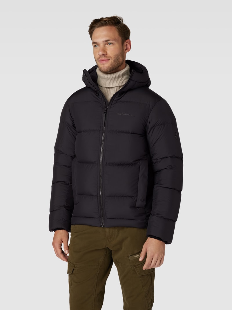 Daunenjacke mit Kapuze Modell 'Rivel' in schwarz
