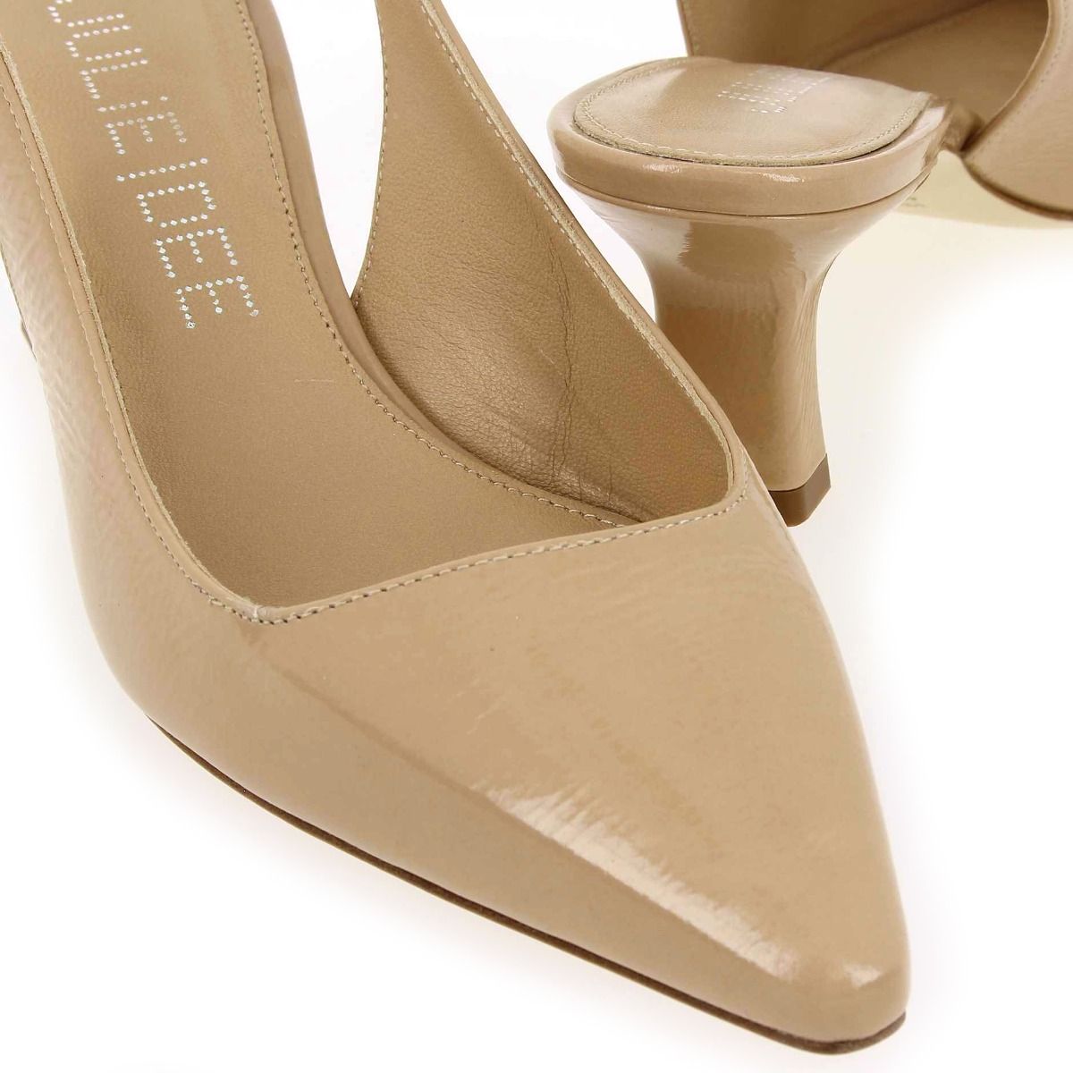 Julie Dee  EN 820 - Beige
