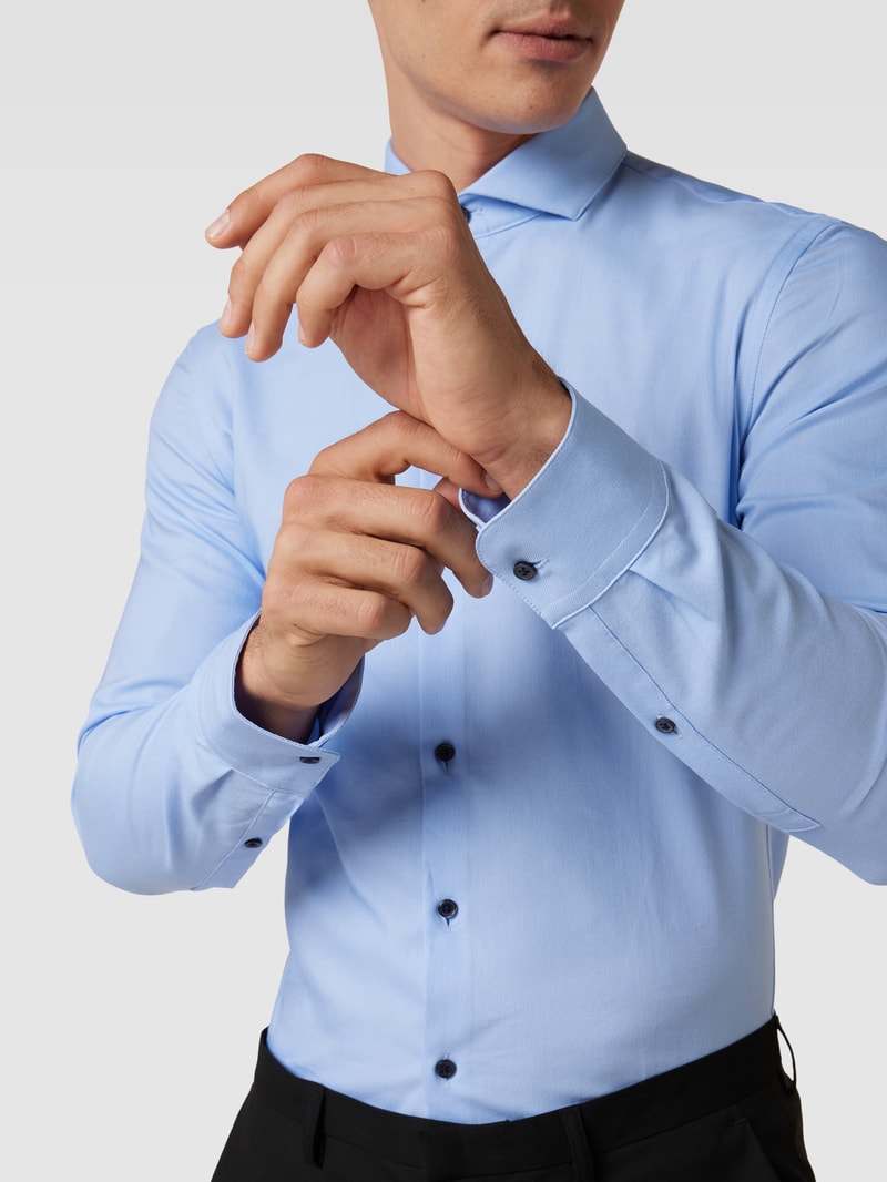 Business-Hemd mit Kentkragen in bleu