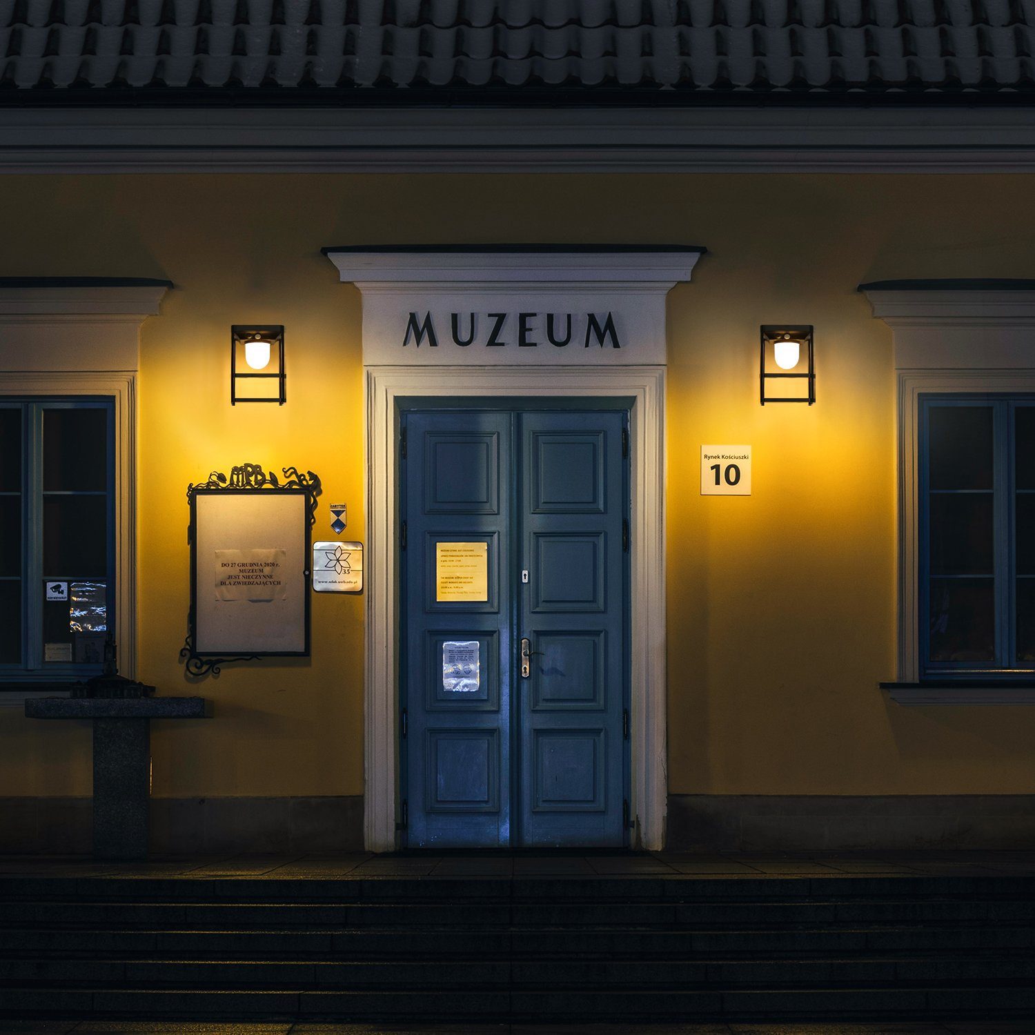 ZMH LED Solarleuchte 2 Stück Außen 3 Modi Aussenleuchte 180° Beleuchtungswinkel, mit Bewegungsmelder, LED fest integriert, Warmweiß, 1800mAh, IP65