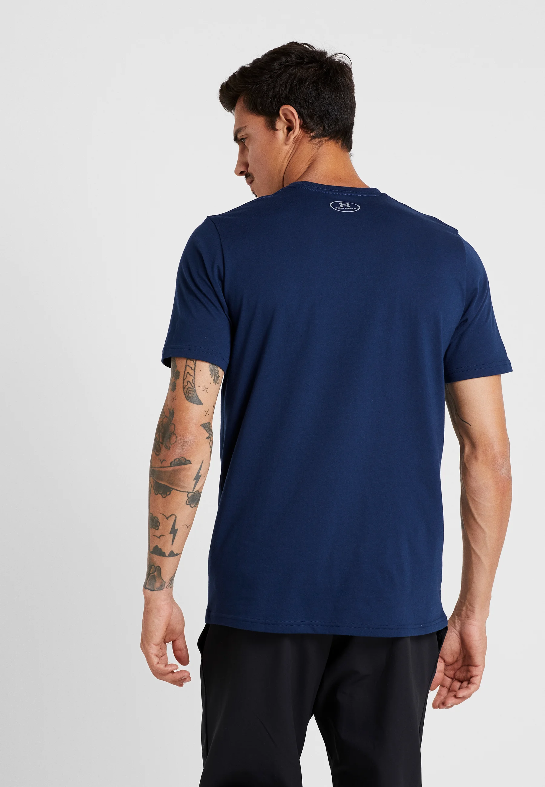 Under Armour BOXED SPORTSTYLE - Camiseta con estampado