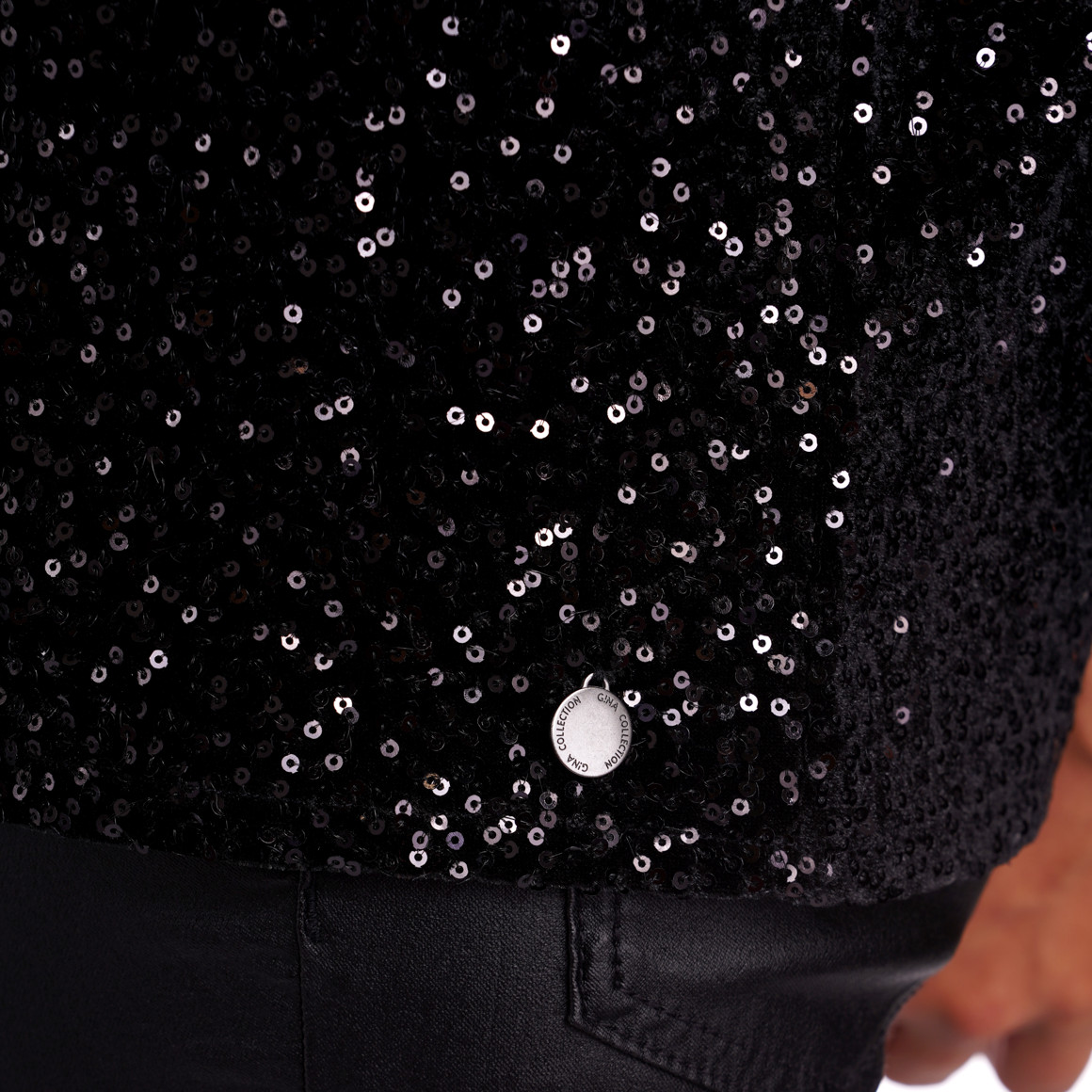 Damen Paillettenshirt mit Cut-out im Nacken