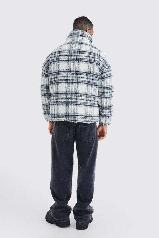 Karierte Steppjacke mit Trichterkragen